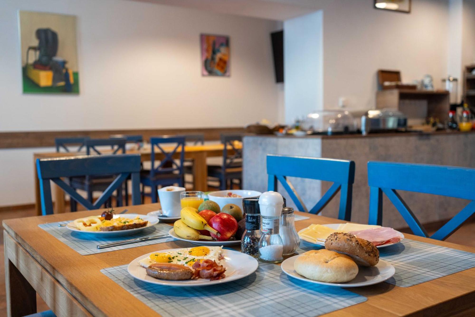 Hotel Volf Přeštice Dış mekan fotoğraf