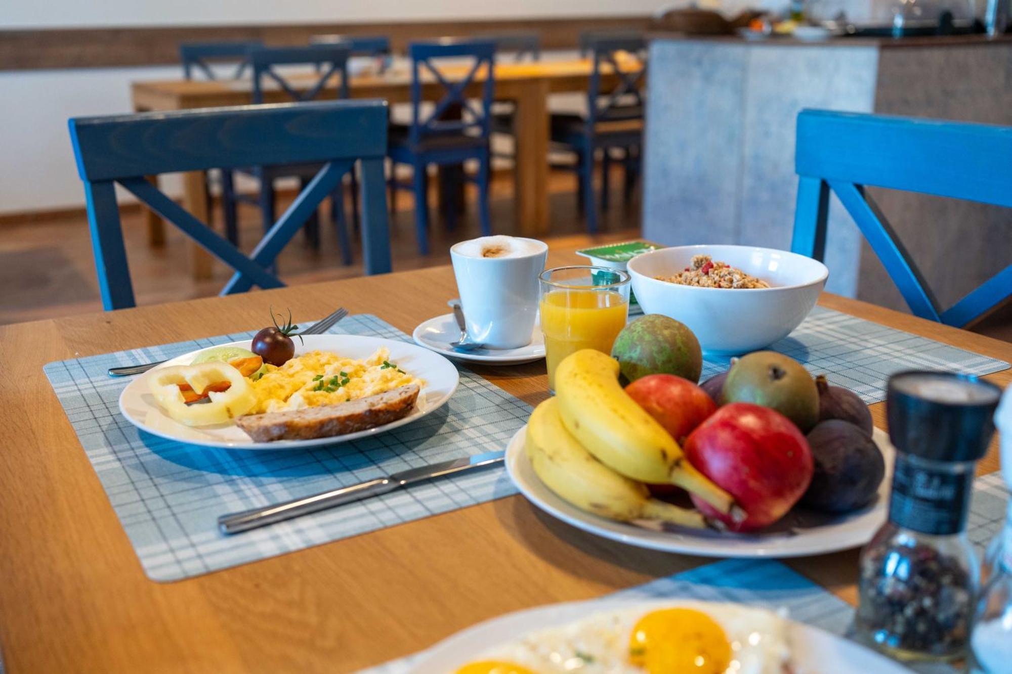 Hotel Volf Přeštice Dış mekan fotoğraf