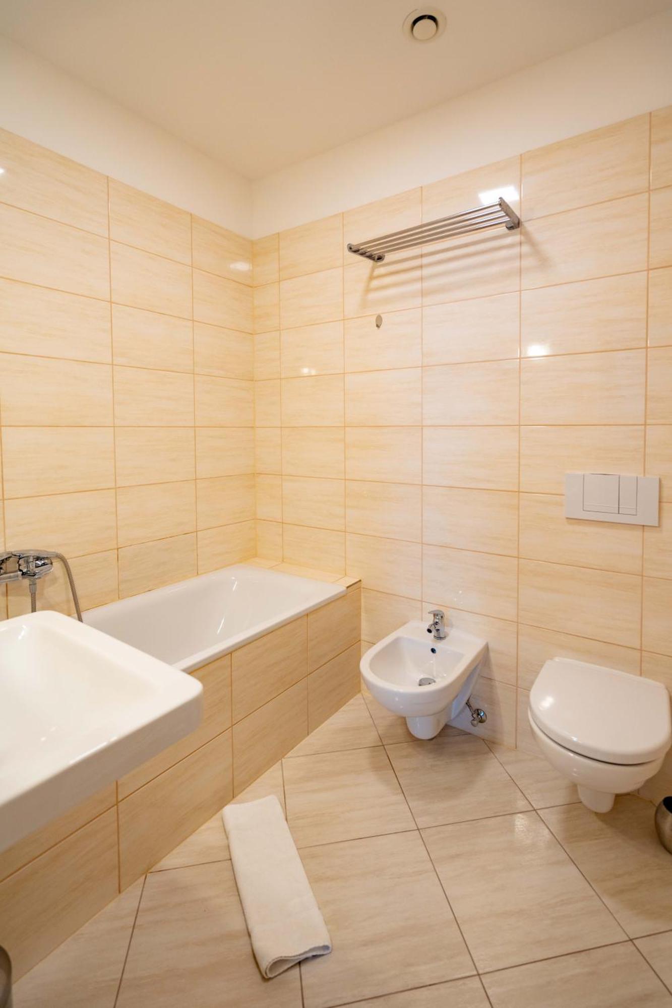 Hotel Volf Přeštice Dış mekan fotoğraf
