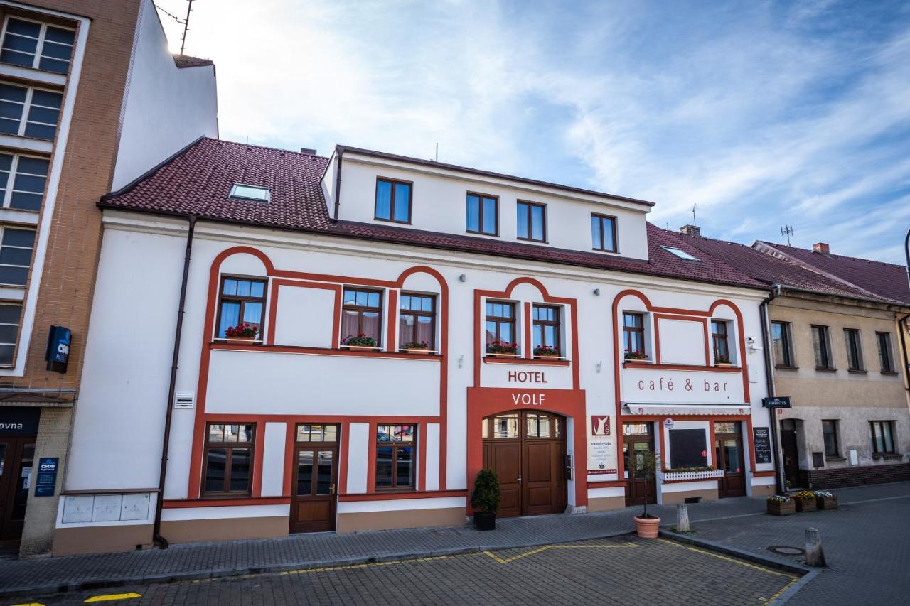 Hotel Volf Přeštice Dış mekan fotoğraf